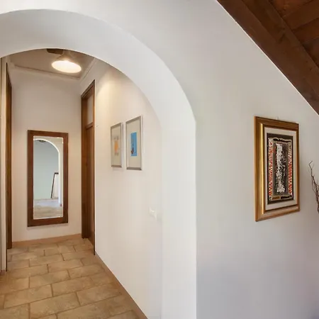 Gasco With Pool Willa