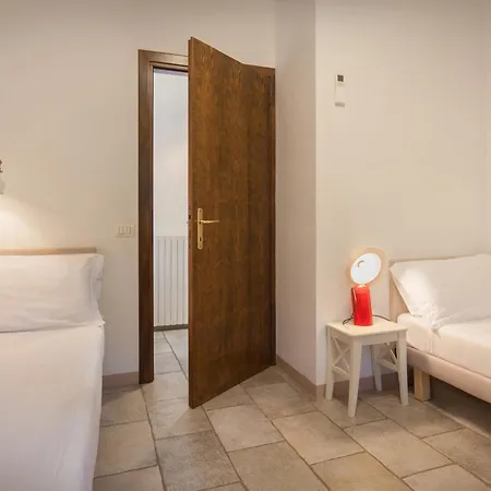 Gasco With Pool Willa *