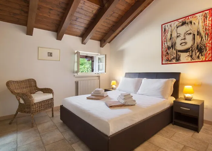 Villa Gasco With Pool Lazise