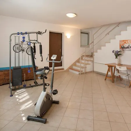 Gasco With Pool Villa Lazise