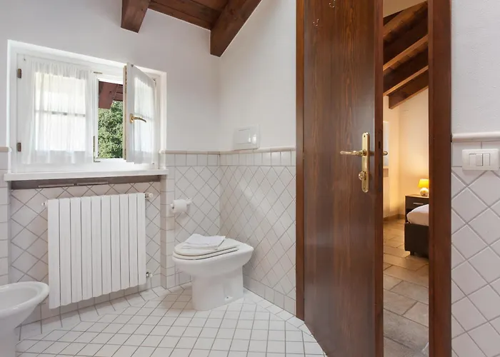 Gasco With Pool Lazise